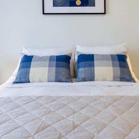 City Lights Retreat With Carpark 2 Bed 2 Bath クライストチャーチ エクステリア 写真