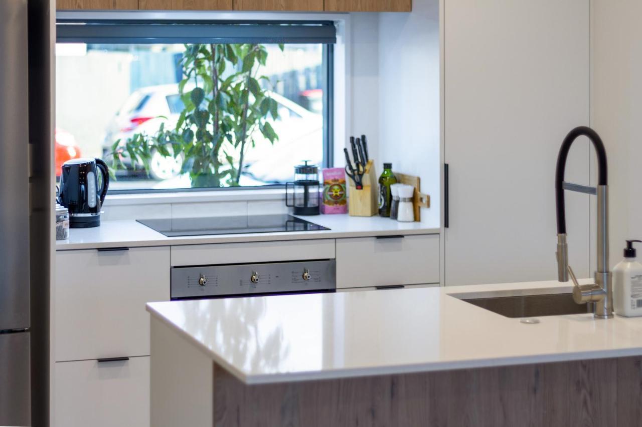 City Lights Retreat With Carpark 2 Bed 2 Bath クライストチャーチ エクステリア 写真