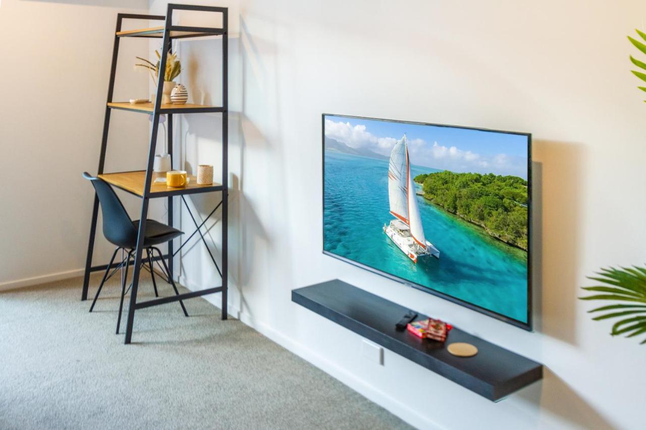 City Lights Retreat With Carpark 2 Bed 2 Bath クライストチャーチ エクステリア 写真