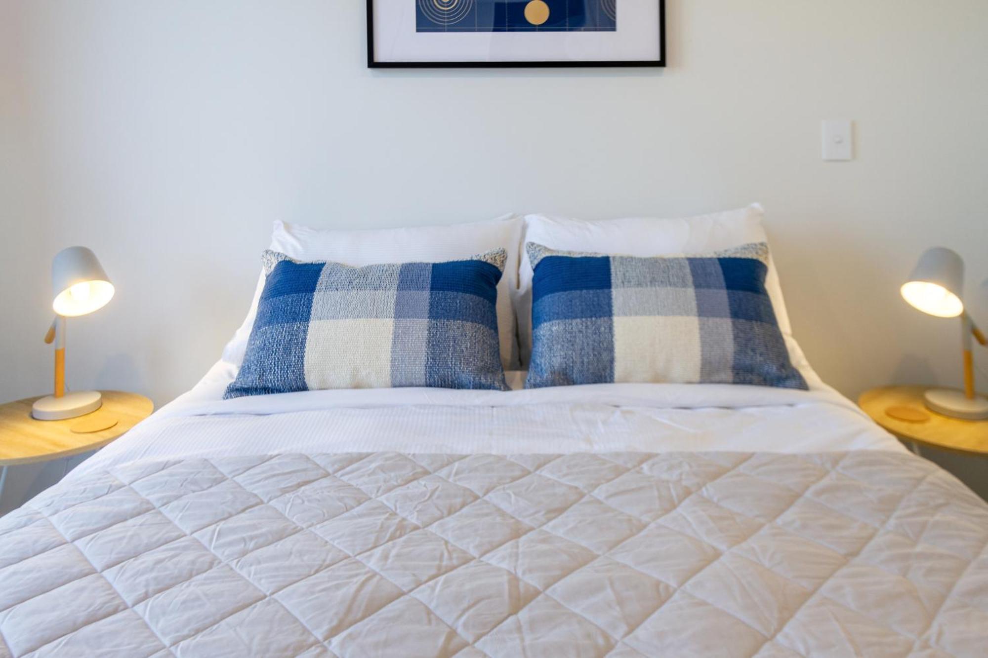 City Lights Retreat With Carpark 2 Bed 2 Bath クライストチャーチ エクステリア 写真